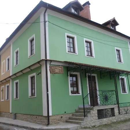 Home Hotel-3